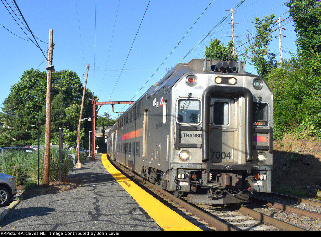 Westbound NJT Train # 6431 with a Multilevel Consist